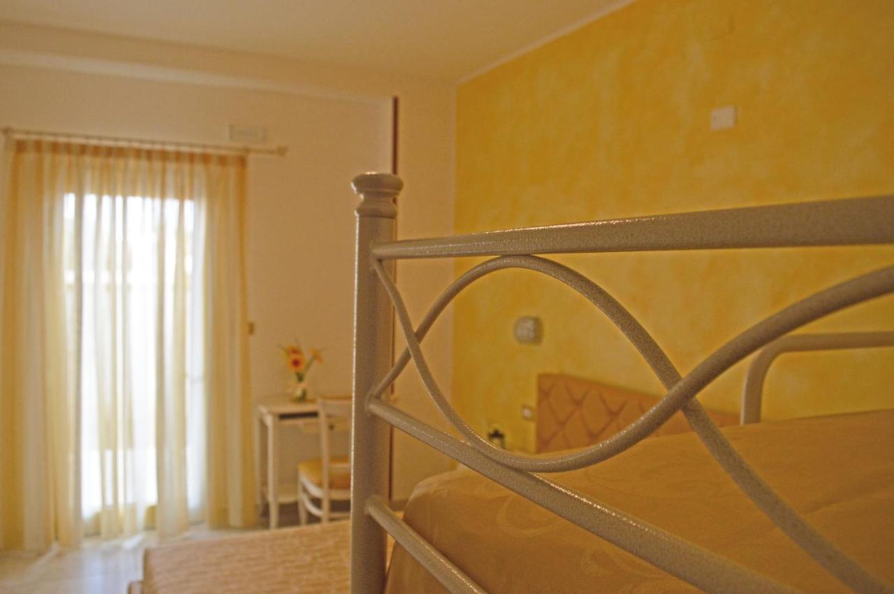 Tally B&B Salve Esterno foto
